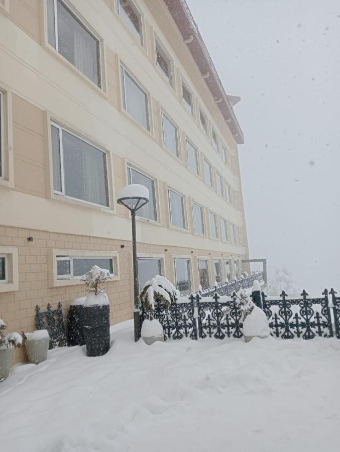 Hotel Radisson Kufri Šimla Exteriér fotografie